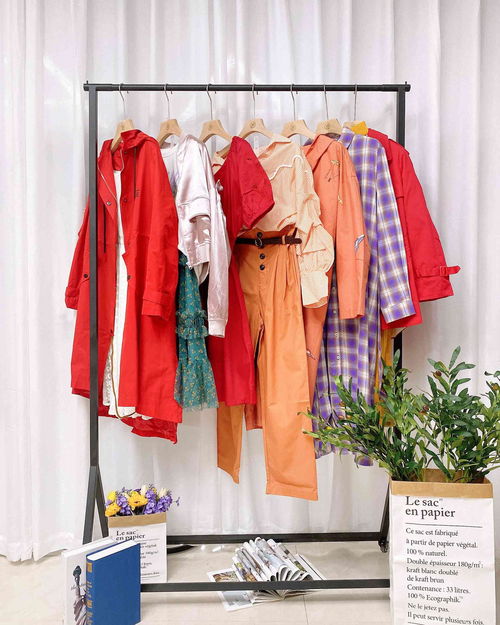 女裝陳列的藝術(shù) 以色彩分析引領(lǐng)21春夏折扣尾貨的視覺營(yíng)銷